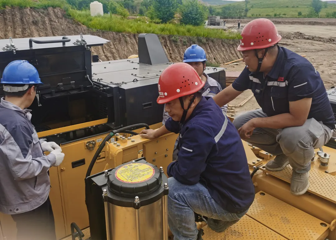 Beijing Komatsu delivery event